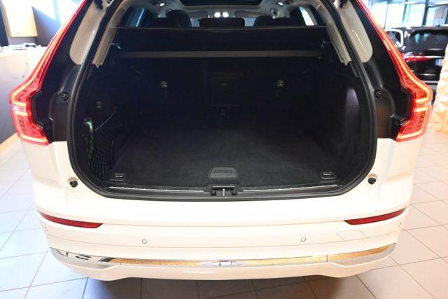 VOLVO XC60 2.0 B4 INSCRIPTION AWD AUTO TETTO 20"CAM STRAFULL!