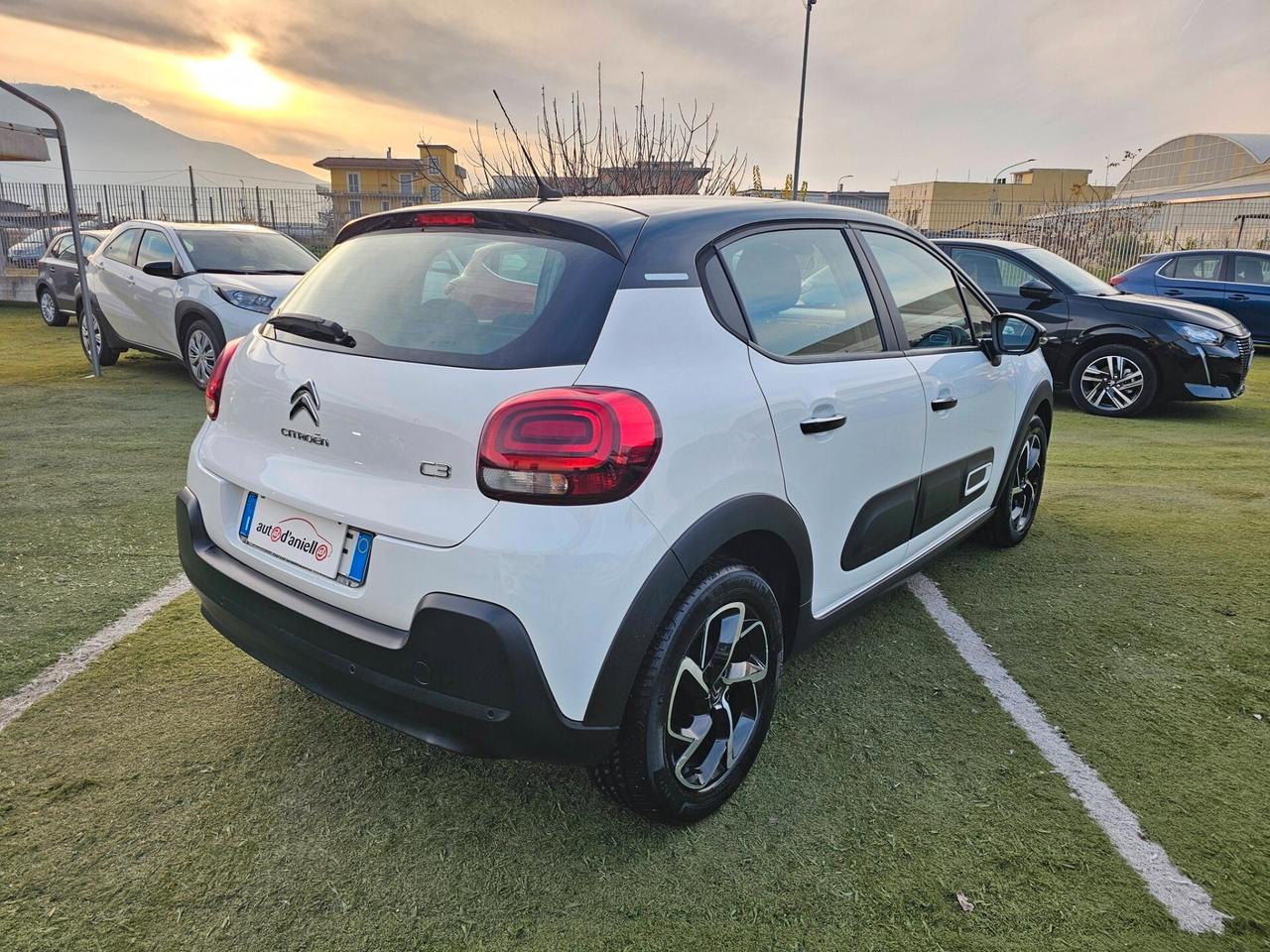 Citroen C3 PureTech 83 S&S Shine Pack