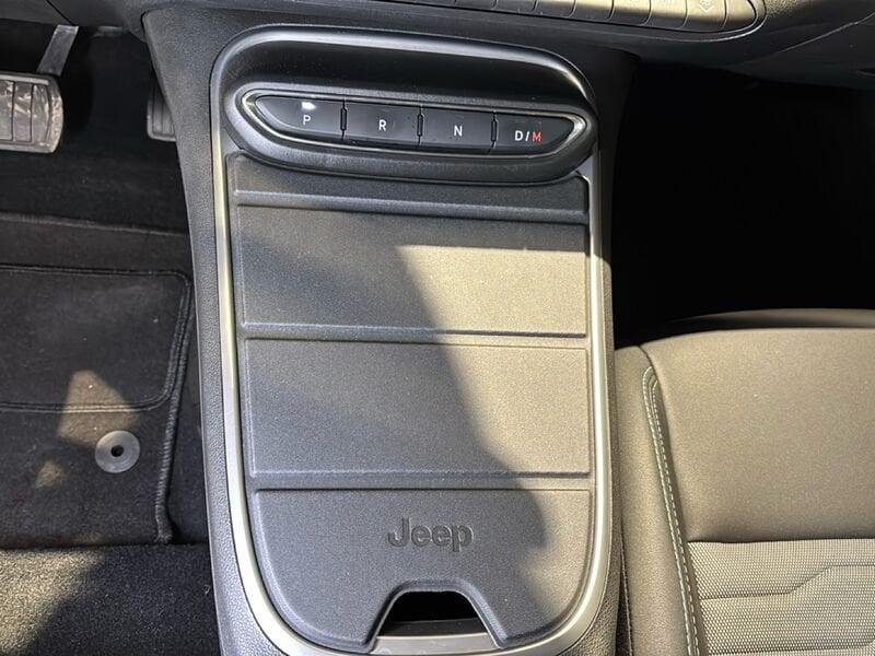 Jeep Avenger 4xe Hybrid 1.2 MHEV 4xe Upland