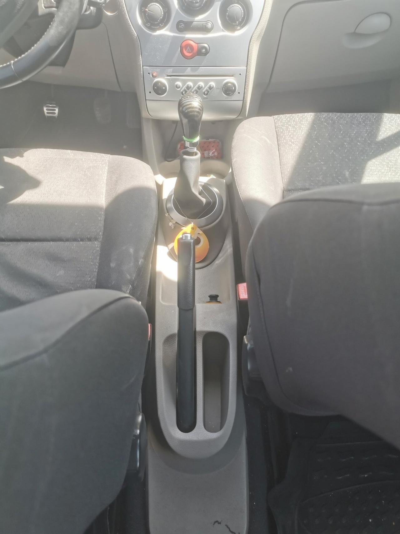 Renault Modus 1.5 dCi 85CV Confort Dynamique