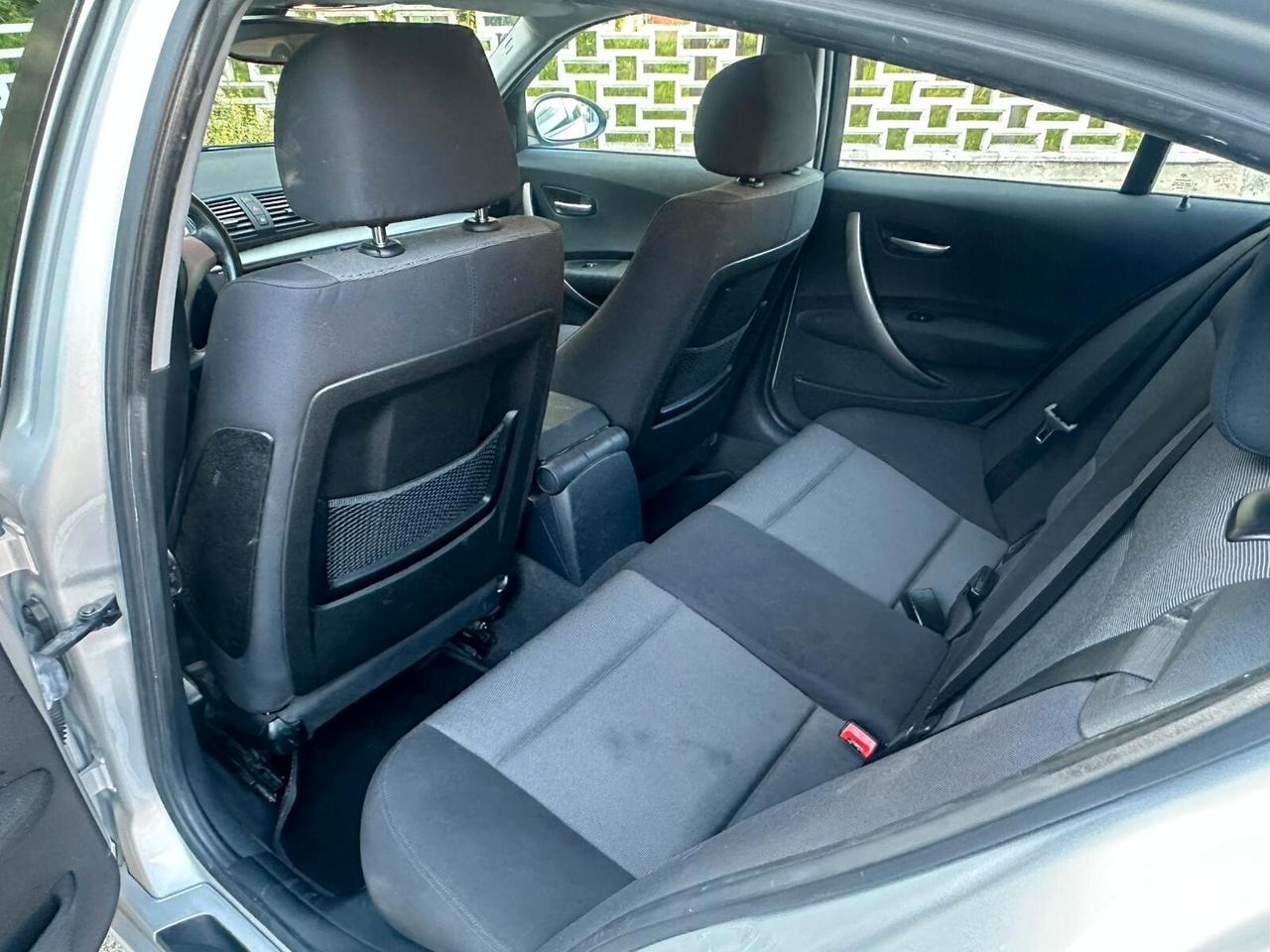 Bmw 118 118d cat 5 porte Futura