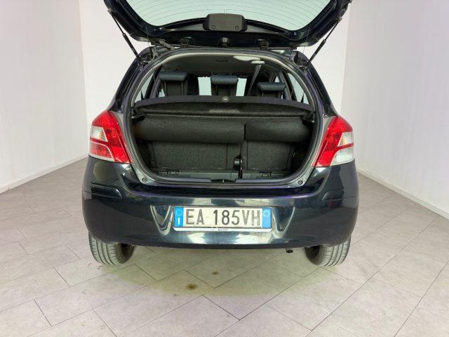 TOYOTA Yaris 1.0 5 ,porte Sol