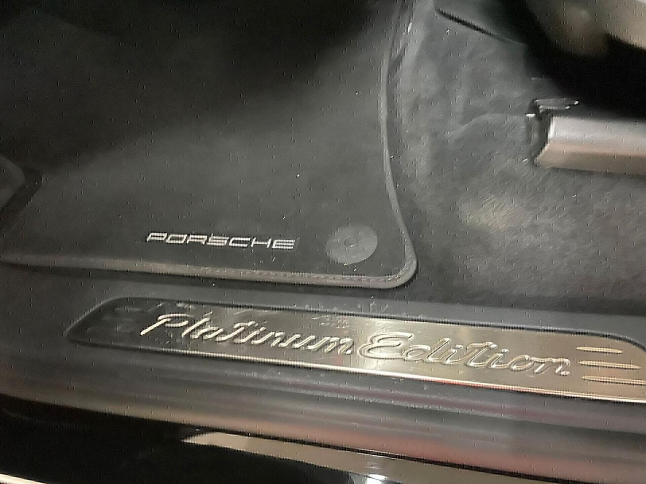 PORSCHE CAYENNE 11/2018 km90000 service Porsche