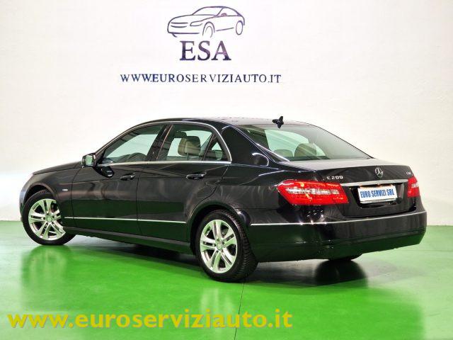 MERCEDES-BENZ E 200 CDI BlueEFFICIENCY Avantgarde