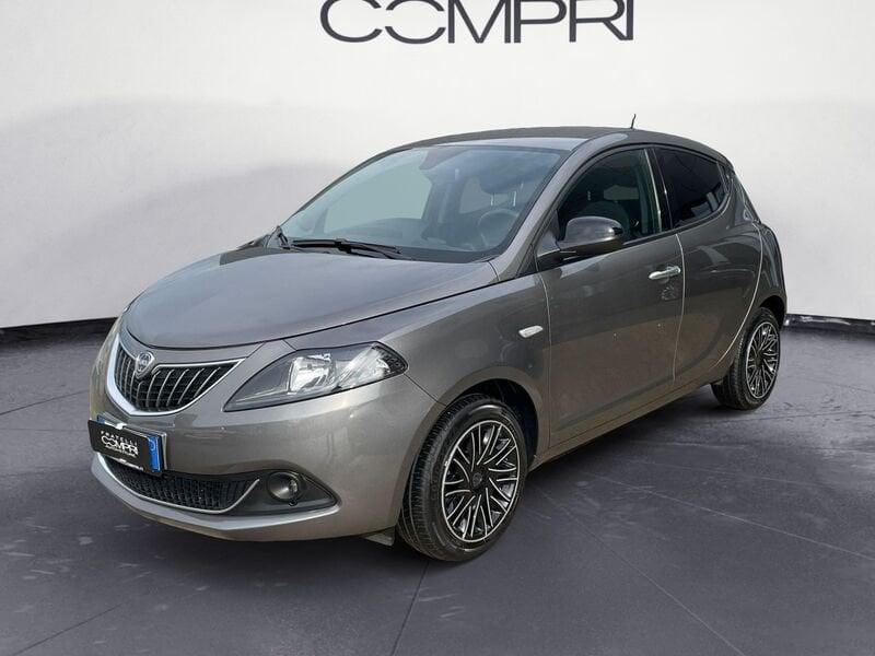 Lancia Ypsilon 1.0 FireFly 5 porte S&S Hybrid Gold