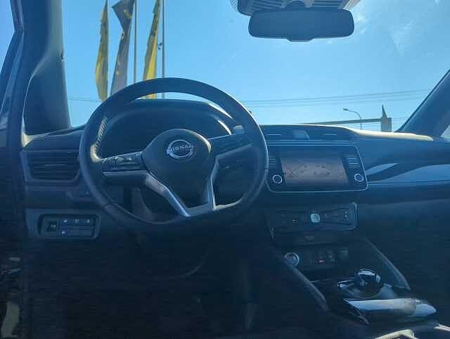 Nissan LEAF N-Connecta 40KWh