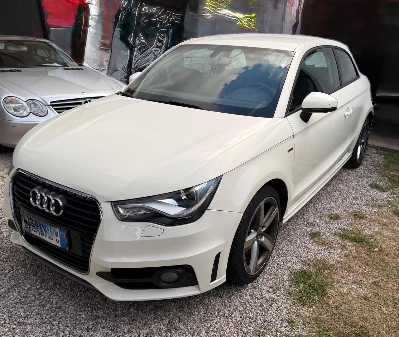 Audi A1 1.6 TDI 105 CV S-Line