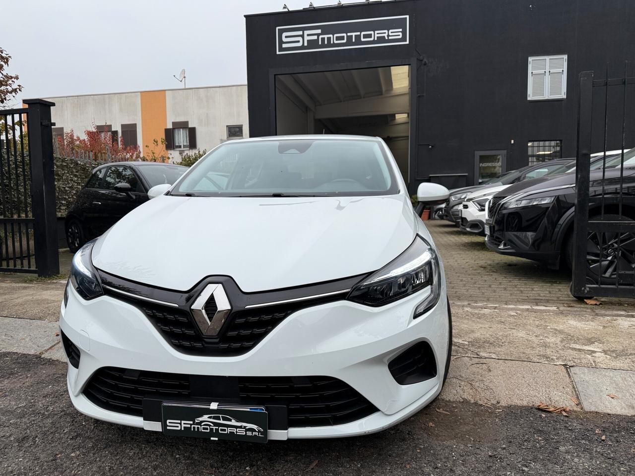 Renault Clio Hybrid E-Tech 140 CV 5 porte Intens