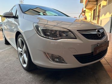 Opel Astra 1.4 Turbo 140CV 5 porte Cosmo