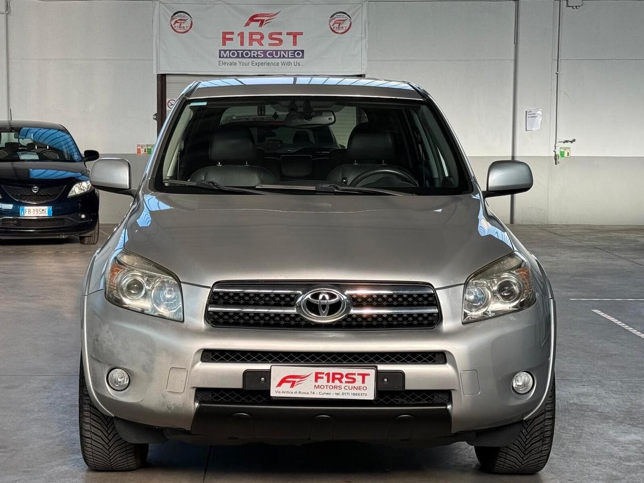 Toyota RAV4 2.2 D-4D 177 CV Luxury