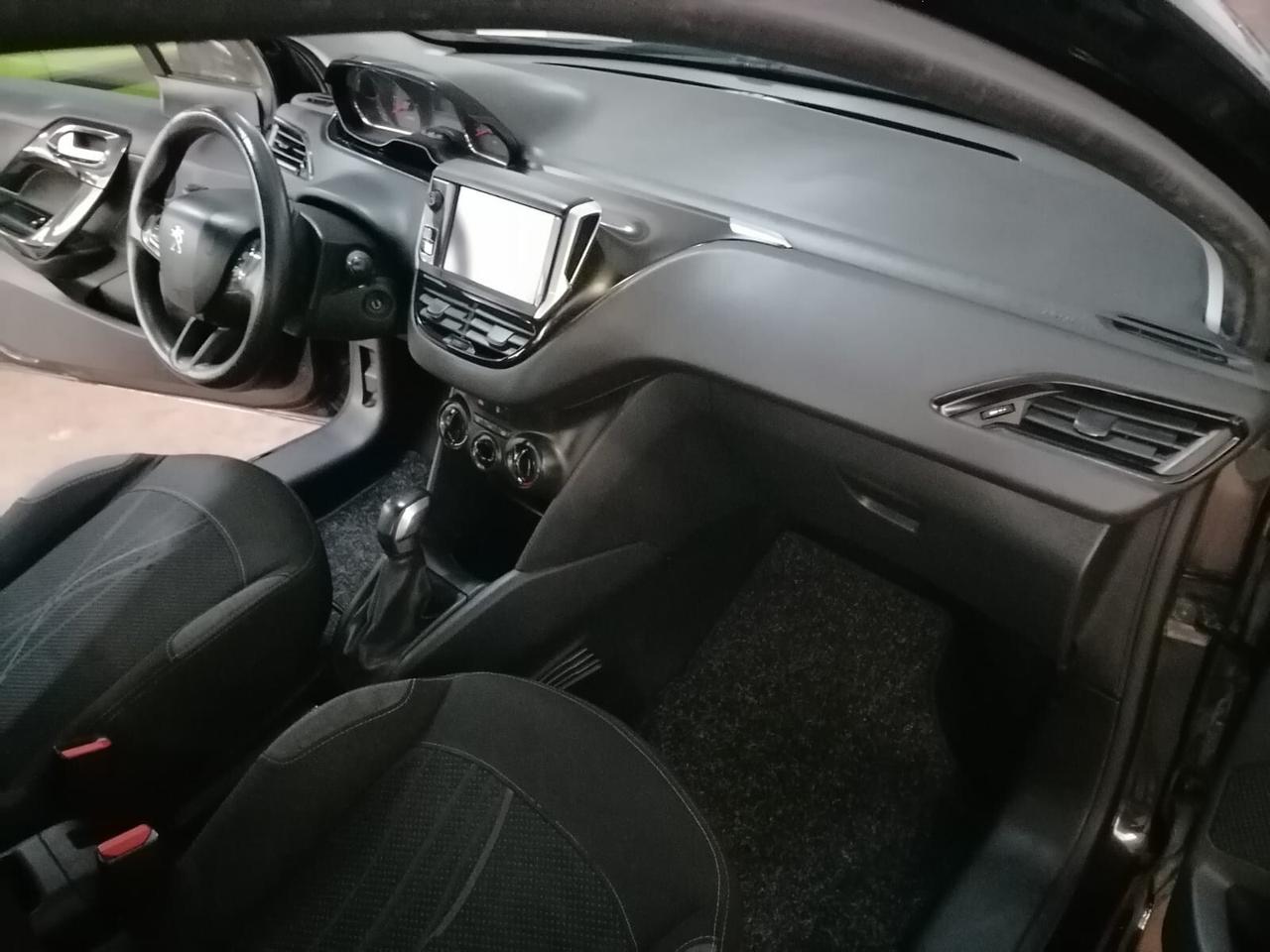 Peugeot 208 1.2 vti 82cv 5p GPL OK NEOPAT