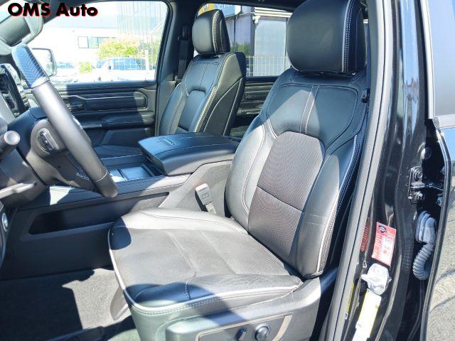 DODGE RAM 1500 5.7 GPL V8 Limited Night N1