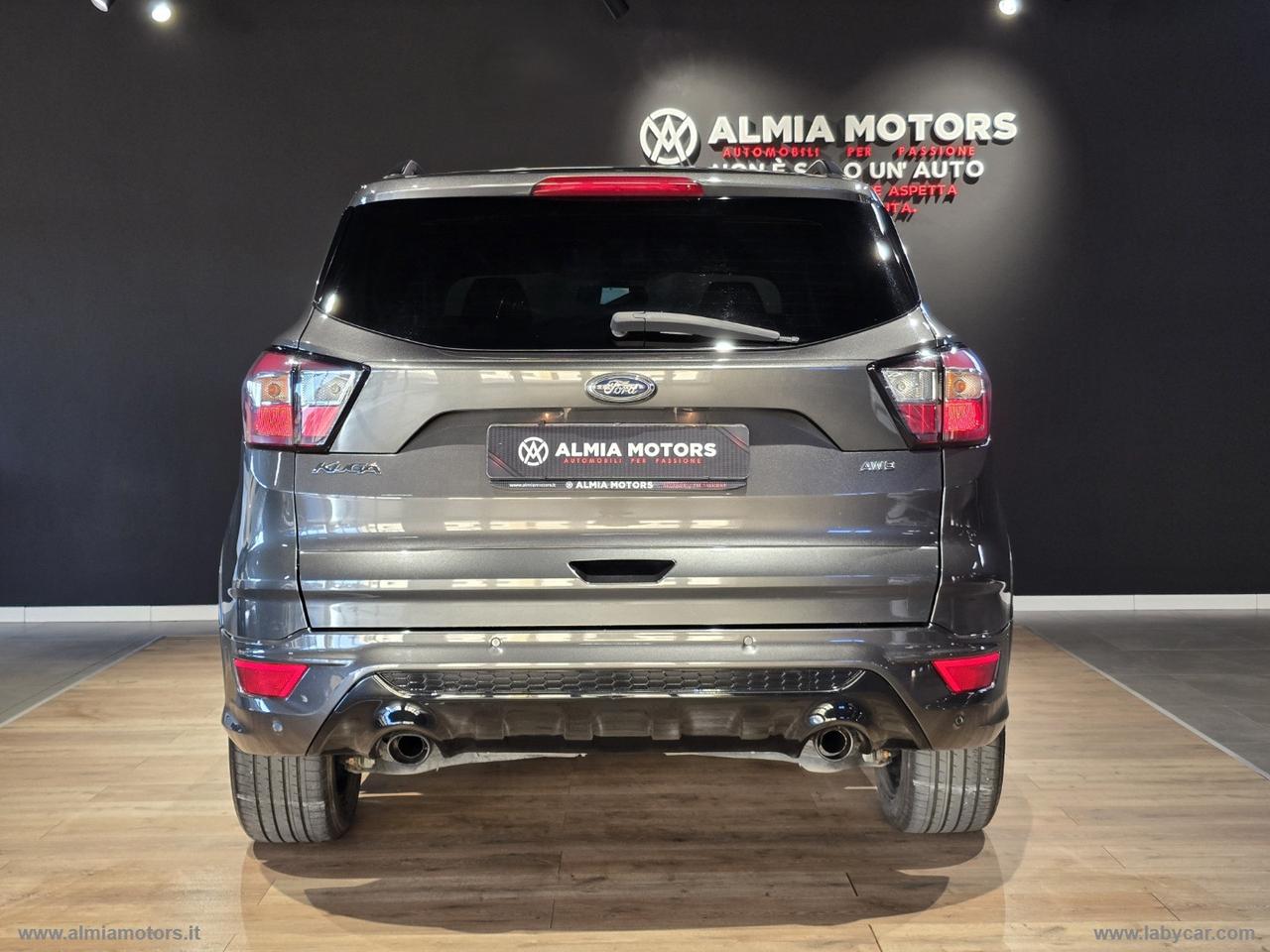 FORD Kuga 2.0 TDCI 180 CV S&S 4WD Pow.ST-Line