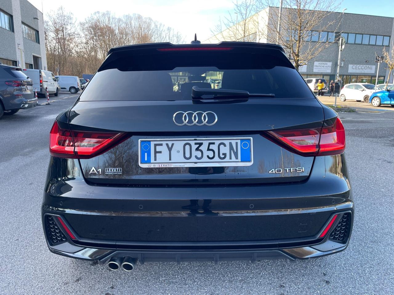 Audi A1 SPB 40 TFSI S tronic line*Automati*Navi*