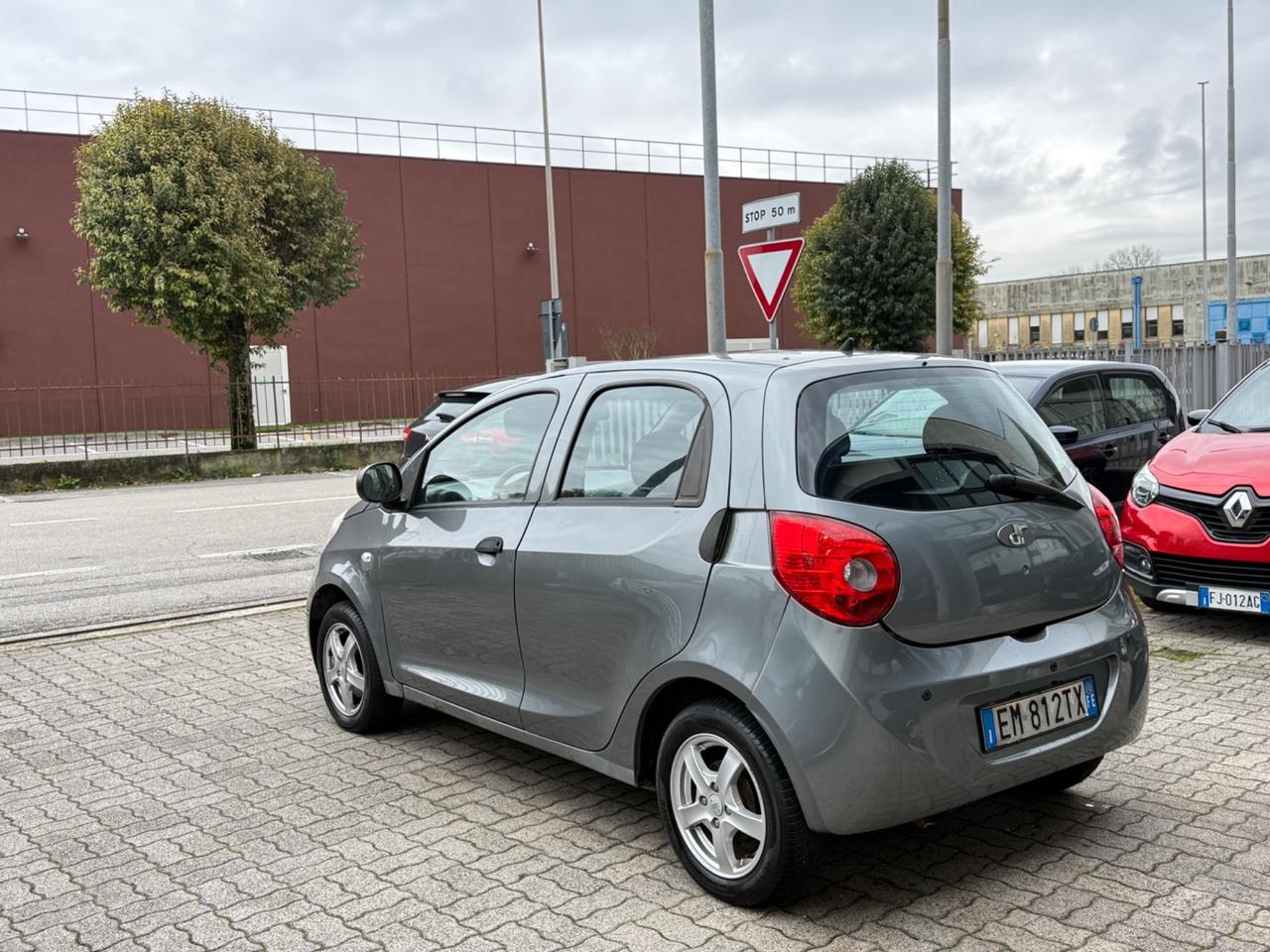 Dr DR1 1.1 GPL 16V Executive