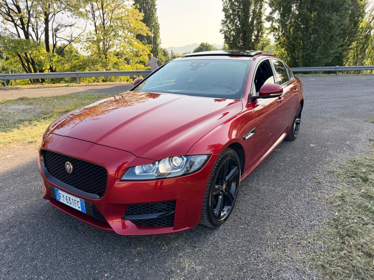 Jaguar XF 2.0D 240 CV AWD R-Sport full pelle tetto