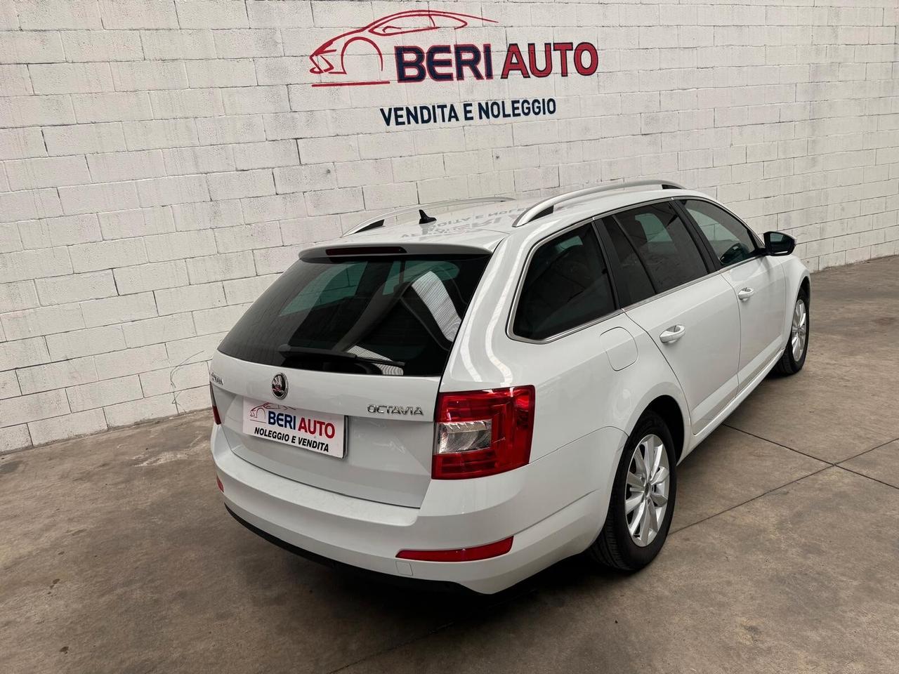 Skoda Octavia metano (2027)TSI Wagon Executive
