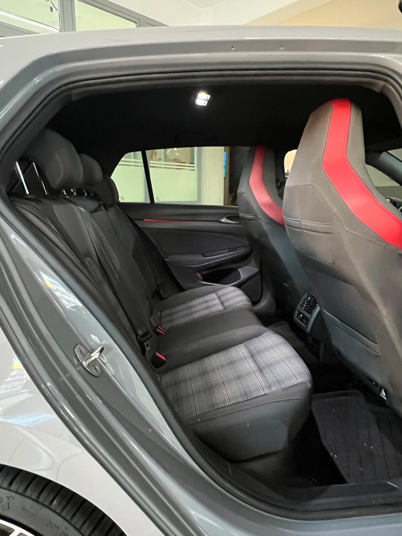 Volkswagen Golf GTI Golf 2.0 TSI GTI DSG