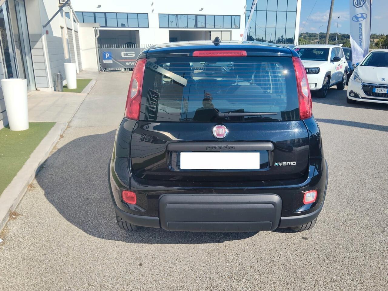 Fiat Panda 1.0 FireFly S&S Hybrid Pandina GARANTITA