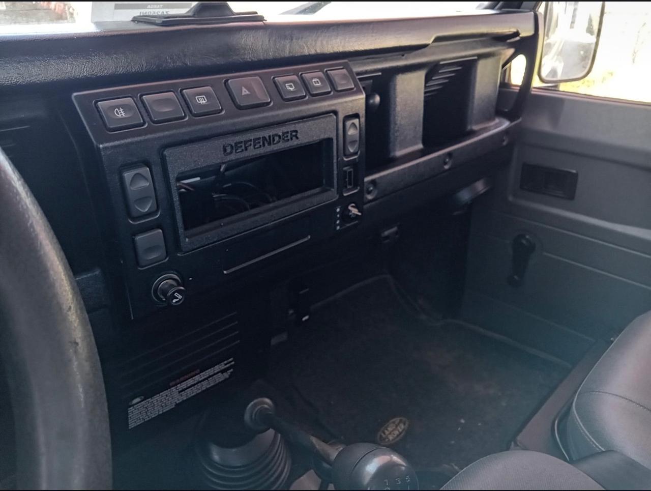 Land Rover Defender 90 2.5 Td5 Station Wagon SE