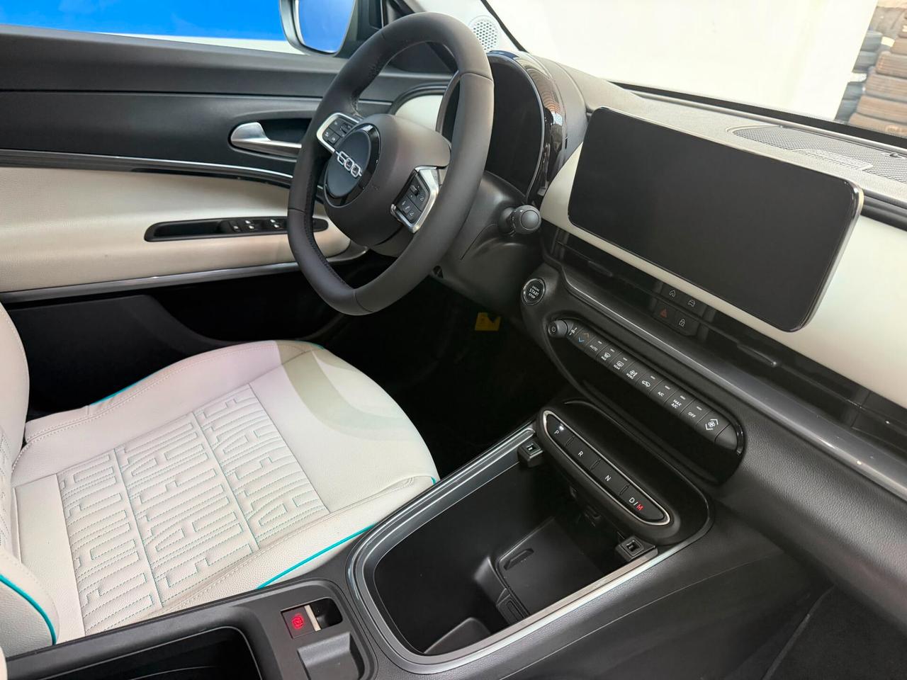 Fiat 600 Hybrid 145 CV DCT MHEV La Prima II