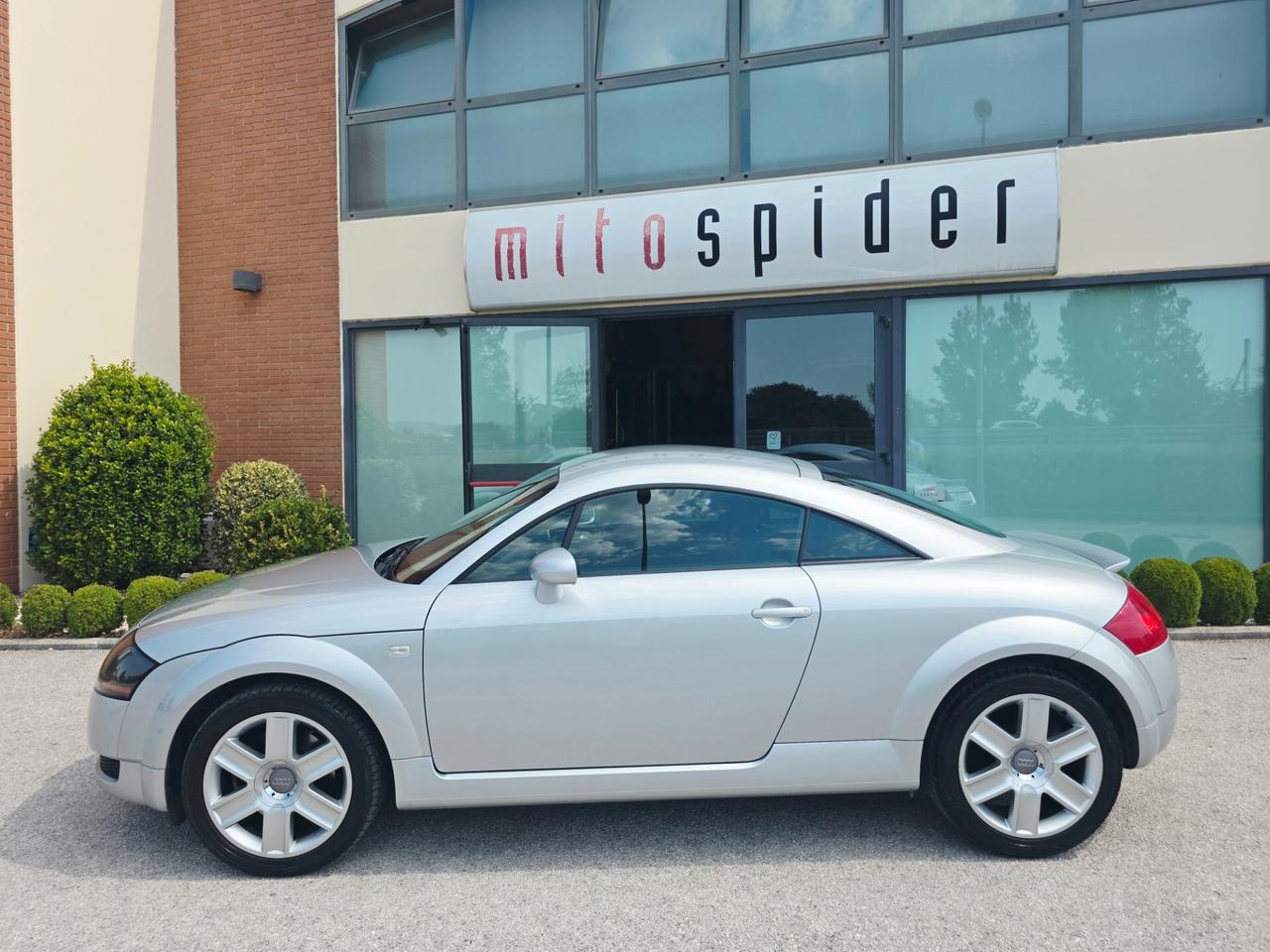 Audi TT coupe' 77.000 km UniPro Top Conditions