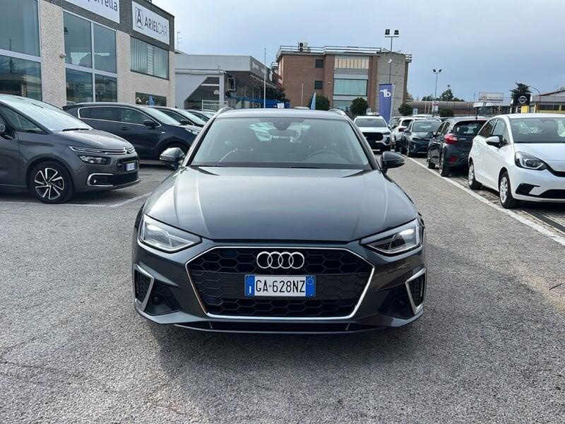 Audi A4 A4 Avant 35 TDI/163 CV S tronic S line edition