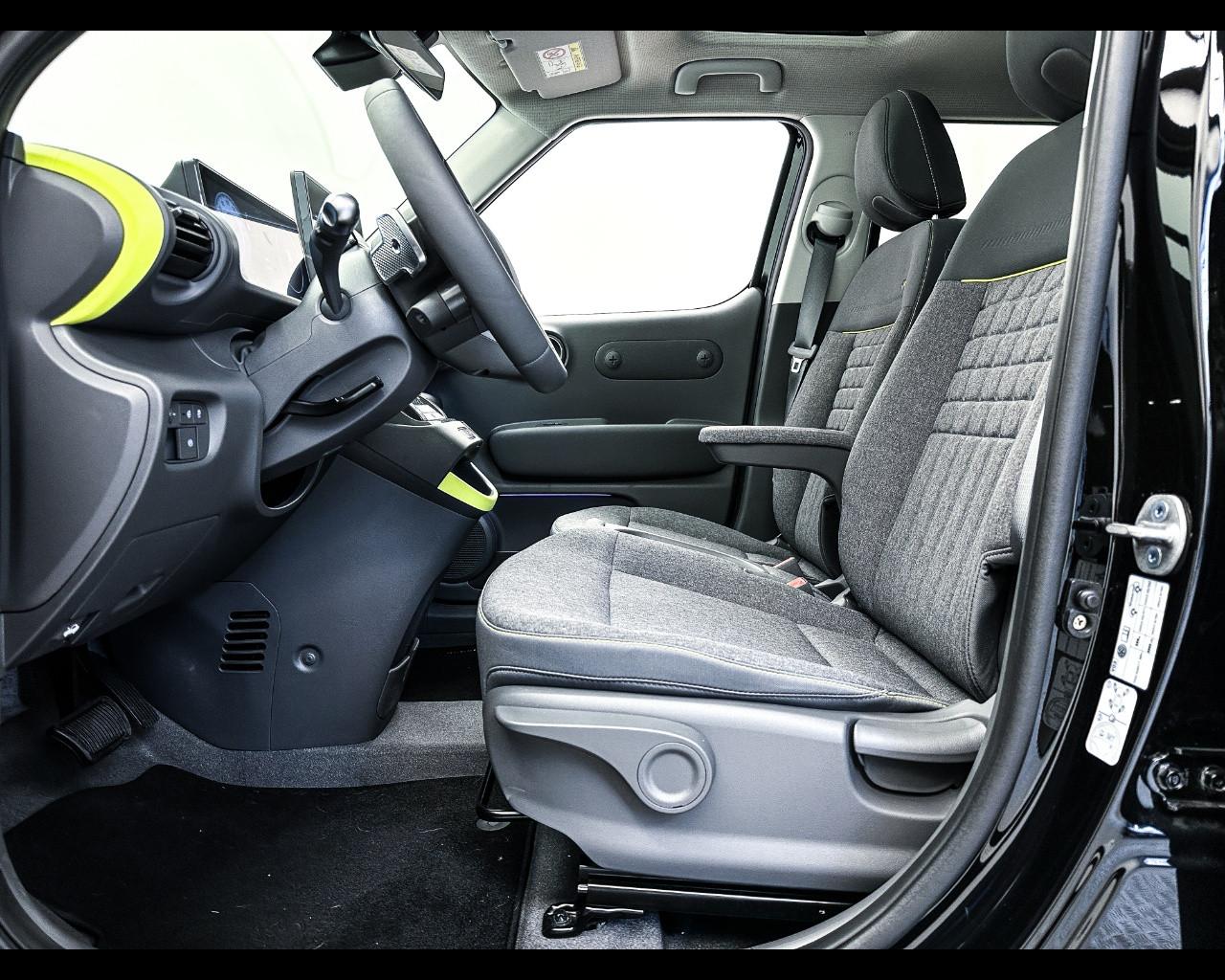HYUNDAI Inster Cross - Inster Cross 49 kWh +pluse pack