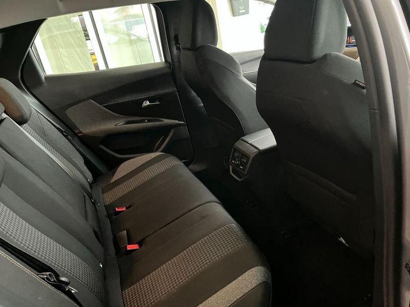 Peugeot 3008 BlueHDi 130 EAT8 S&S Active Business