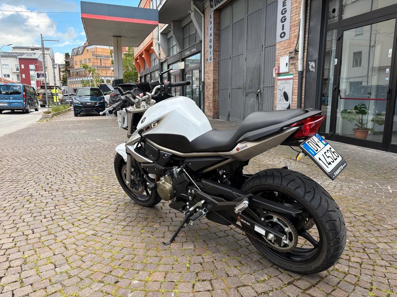 Yamaha XJ 600 sport