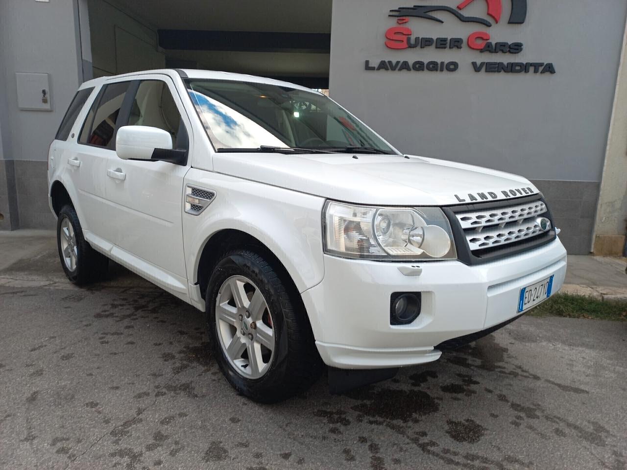 Land Rover Freelander 2.2 SD4 S.W. SE