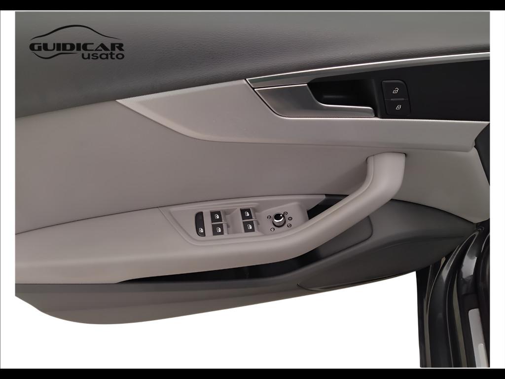 AUDI A4 V 2019 Avant - A4 Avant 40 2.0 g-tron Business Advanced 1