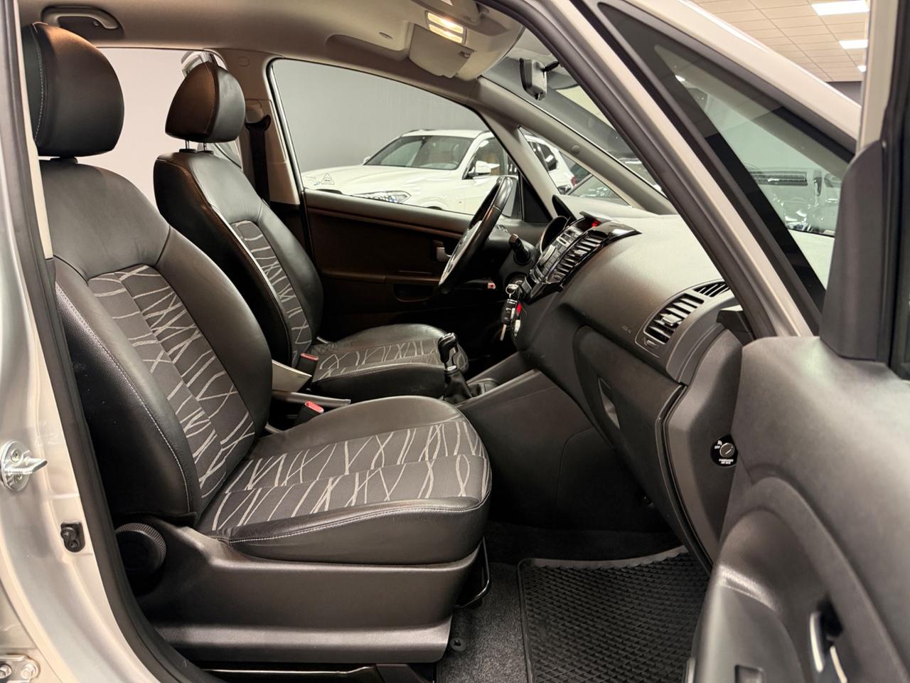 Kia Venga 1.4 CRDi 90CV Cool