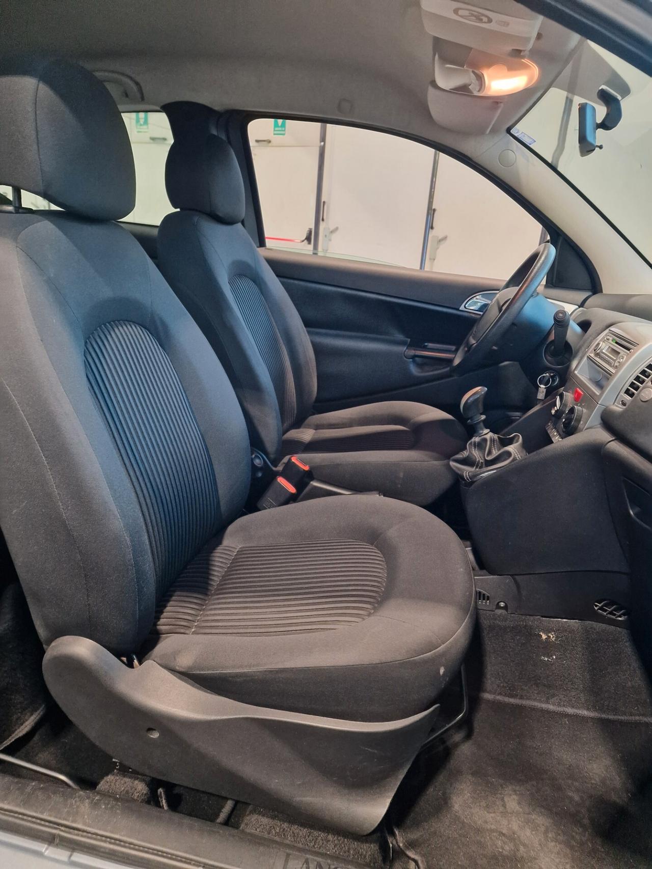 Lancia Ypsilon 1.2 Versus 155 mila chilometri