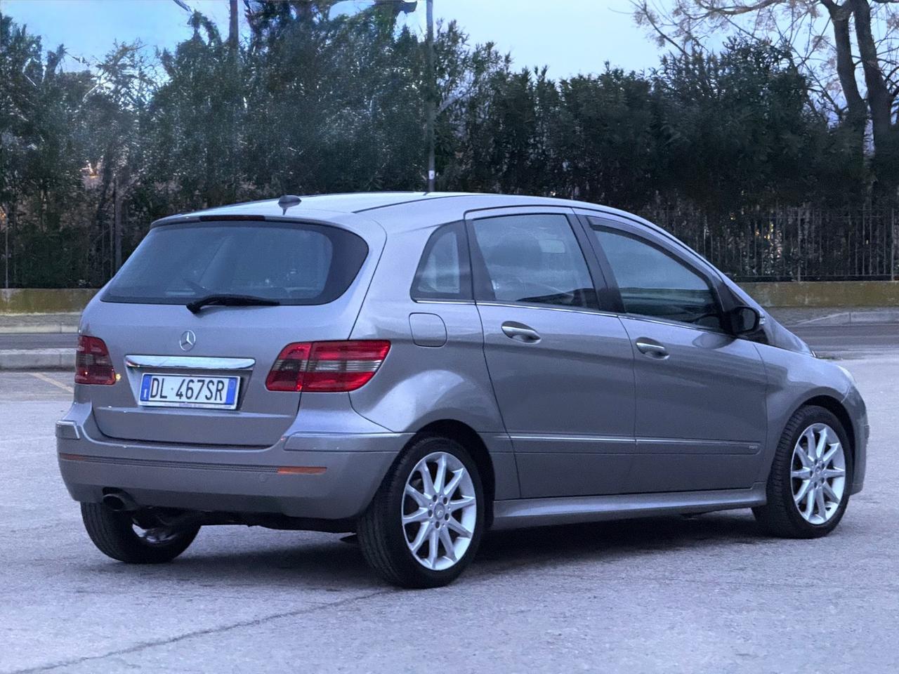 Mercedes-benz B 200 CDI