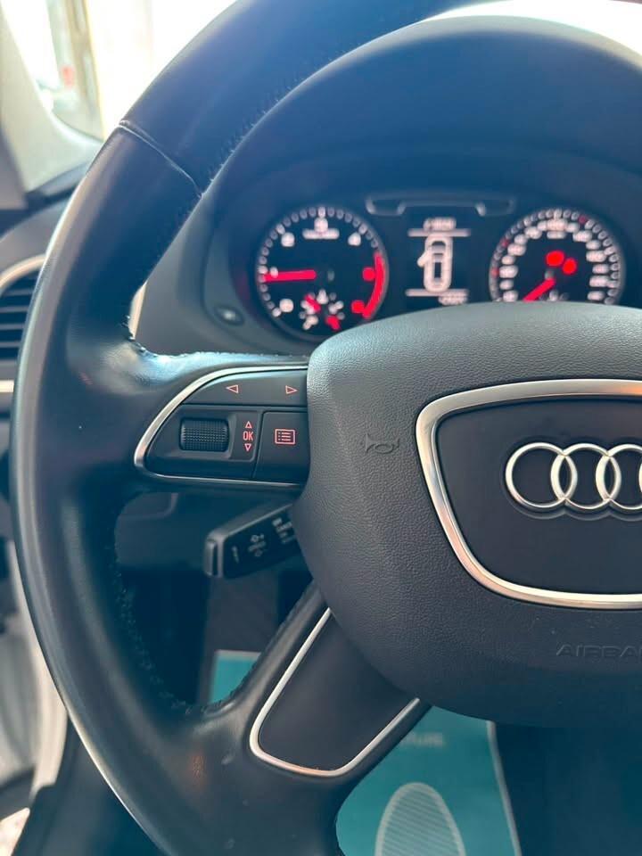 Audi Q3 2.0 TDI Business 140 Cv - 2014