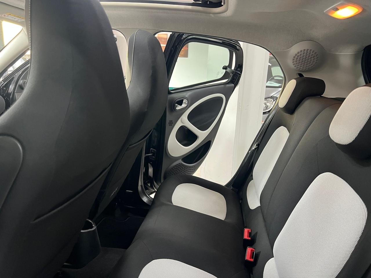 Smart ForFour 70 1.0 Passion