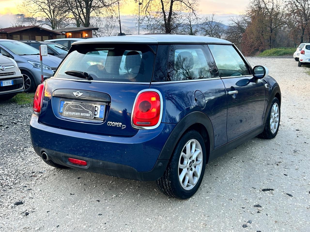 Mini 1.5 Cooper D Business accettiamo permute neopatentato