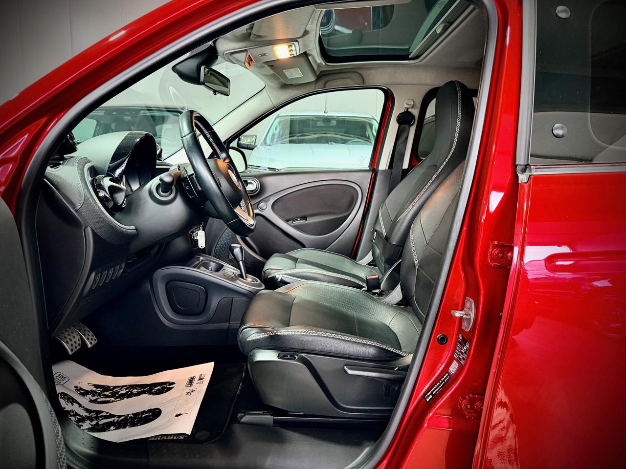 Smart Forfour 0.9 109CV Twinamic Brabus Exclusive