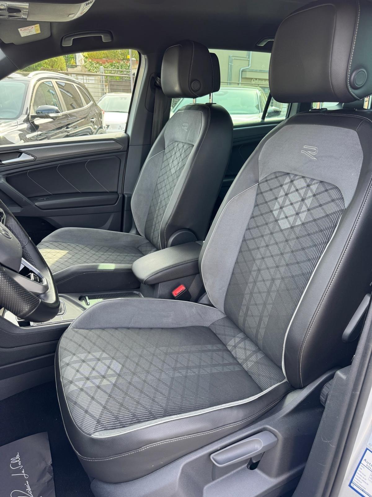 Volkswagen Tiguan 2.0 TDI 150 CV SCR DSG 4MOTION R-Line