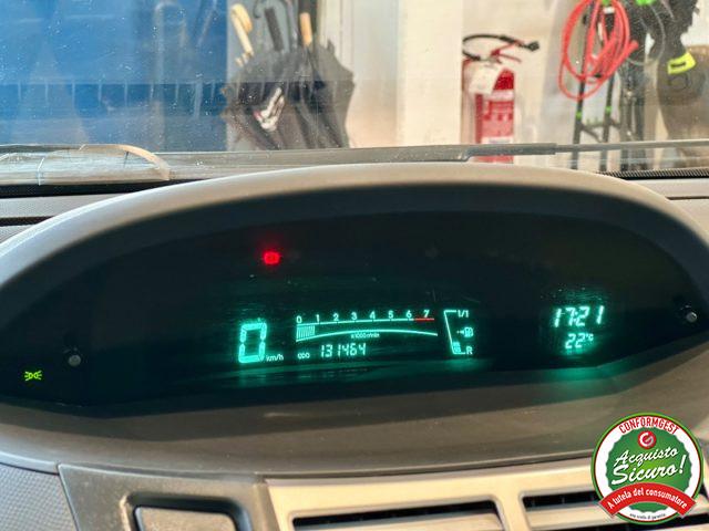TOYOTA Yaris 1.0 5p. Sol *NEOPATENTATI*UNICO PROPRIETARIO*