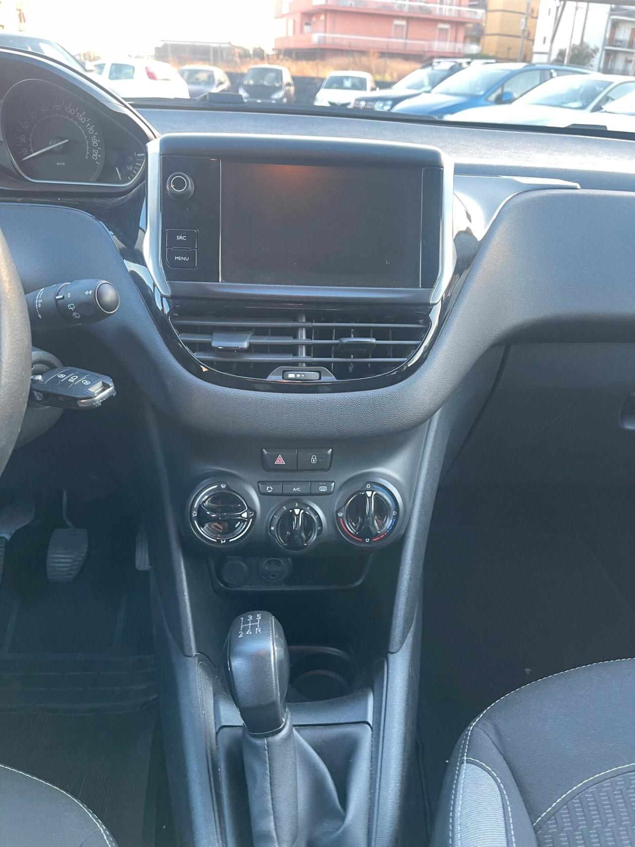 Peugeot 208 BlueHDi Allure