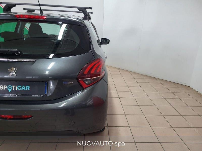 Peugeot 208 1.2 12V VTi 82cv Active