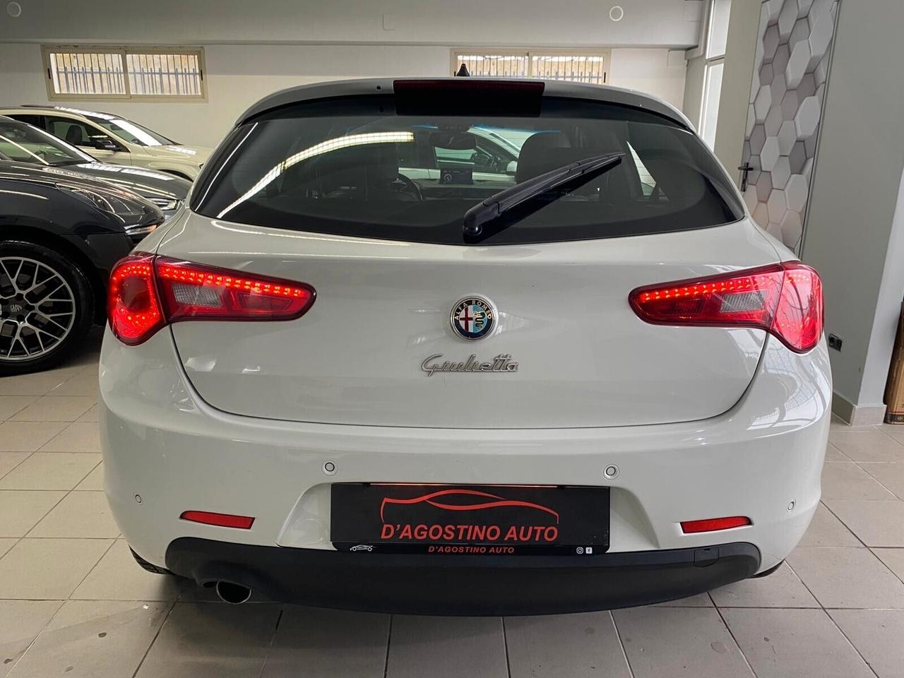Alfa Romeo Giulietta 1.6 JTDm-2 105 CV Distinctive
