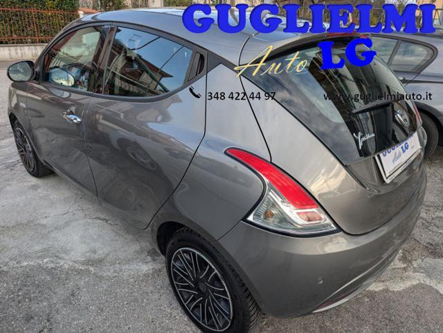 LANCIA Ypsilon 1.2 69 CV 5 porte Gold