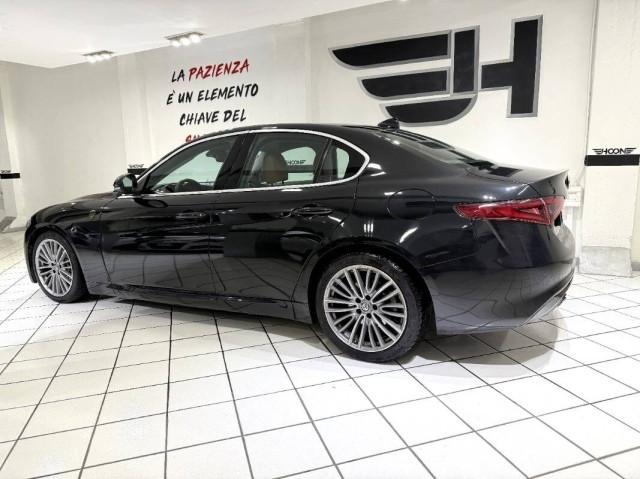 Alfa Romeo Giulia 2.2 t Super 180cv auto