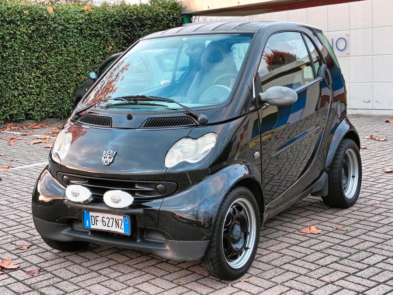 Smart ForTwo 800 coupé pure cdi..CELL 320 147 1147 WUATSAPP