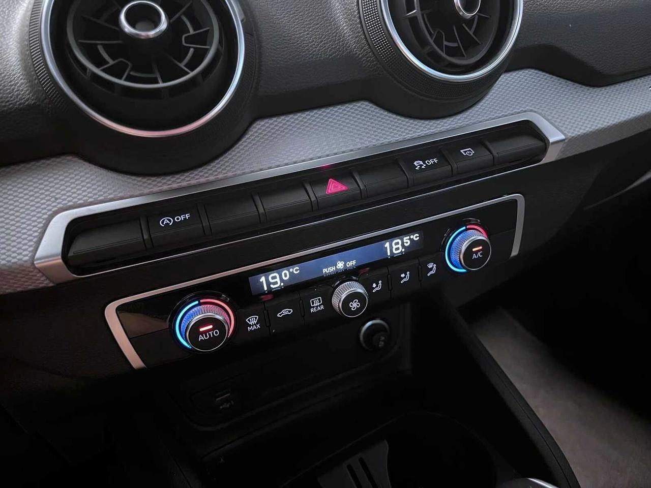 AUDI Q2 30 TDI 116 CV S-TRONIC BUSINESS