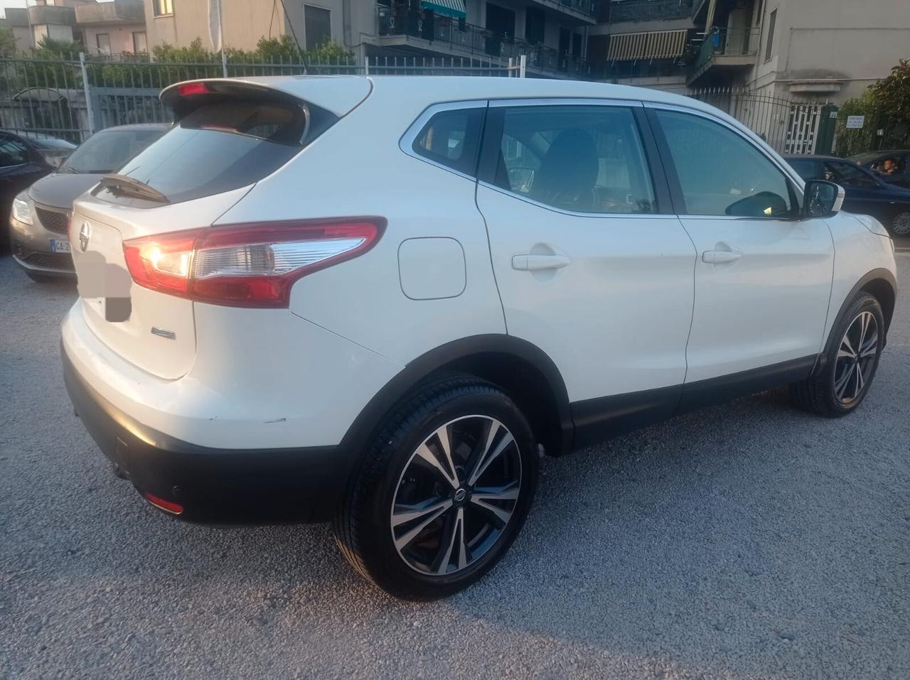 Nissan Qashqai 1.5 dCi Visia