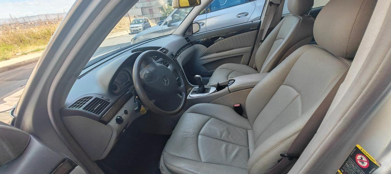 Mercedes-benz E 270 CDI cat Avantgarde